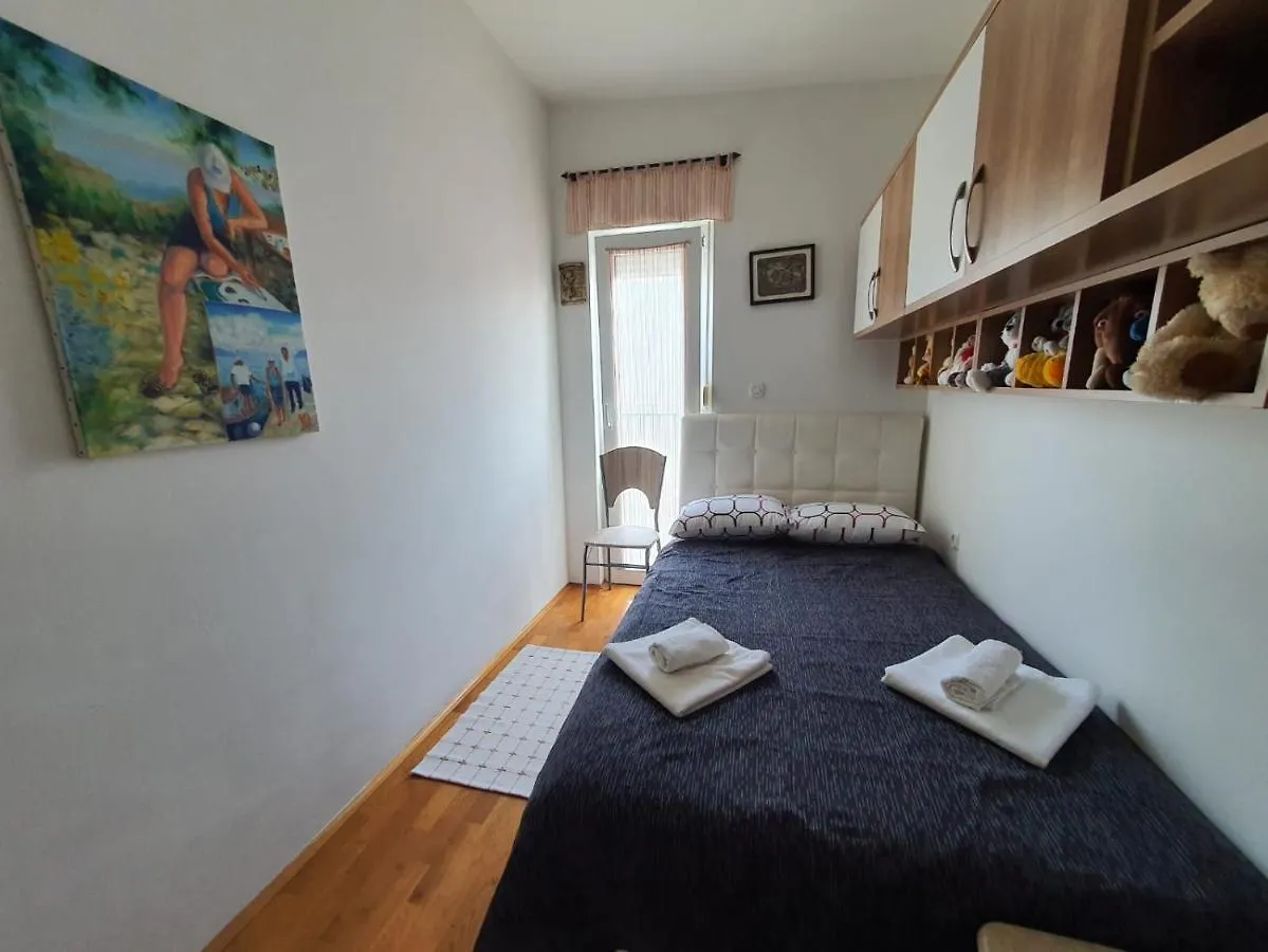 Apartment Sara Umag 0*,  Croatia